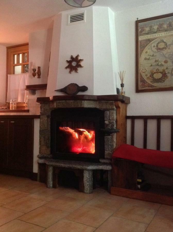 B&B Le Temps D'Une Pause Champorcher Buitenkant foto